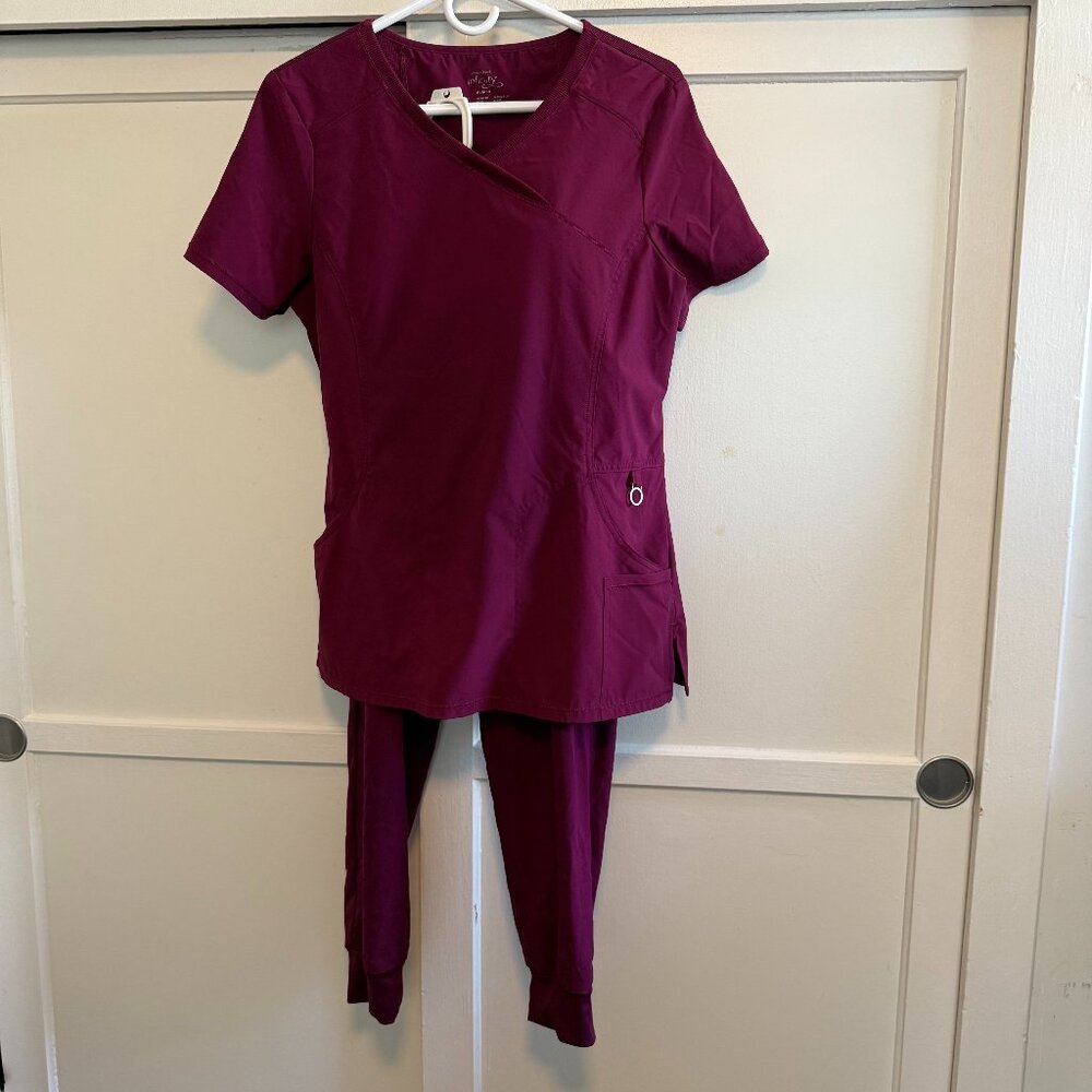 Cherokee Infinity Maroon Scrub Set – V-Neck Top Medium Petite Jogger Pants Small